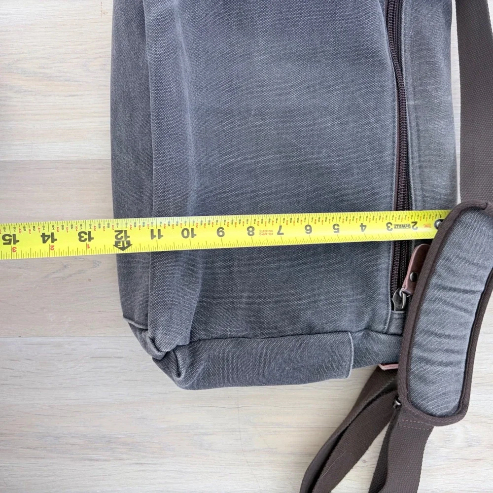 RAUUD canvas messenger